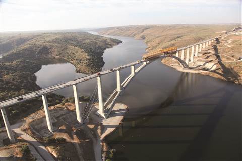 Almonte viaduct in spain fcc